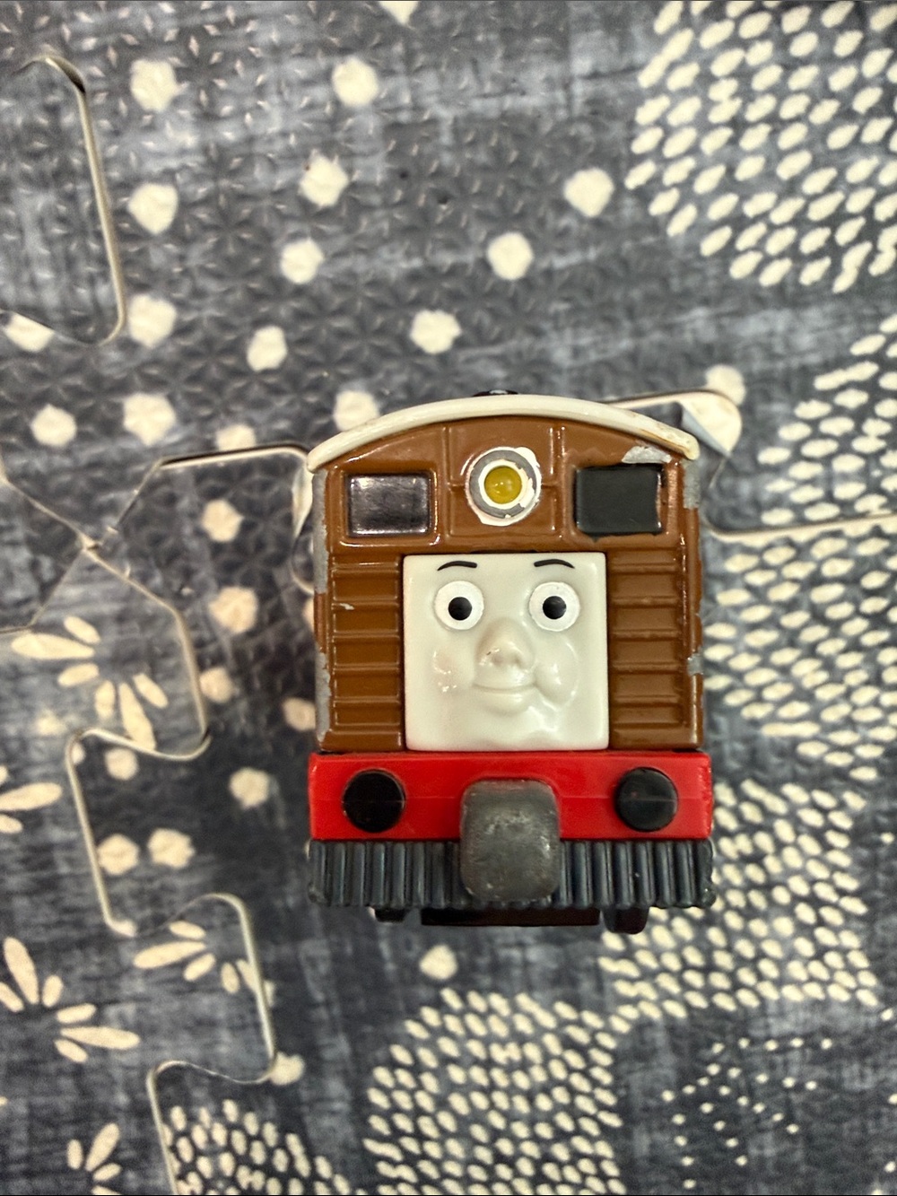 Thomas Take-n-Play Tidmouth Tunnel Set and Extra Track - Picture 9 of 11